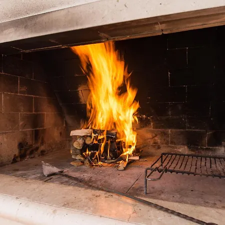 Villa House Maca Grude