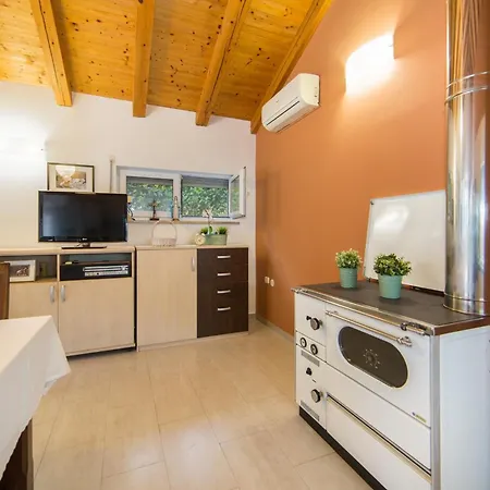 Villa House Maca Grude