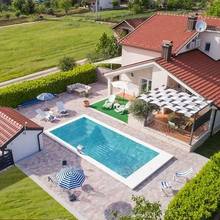 Villa House Maca